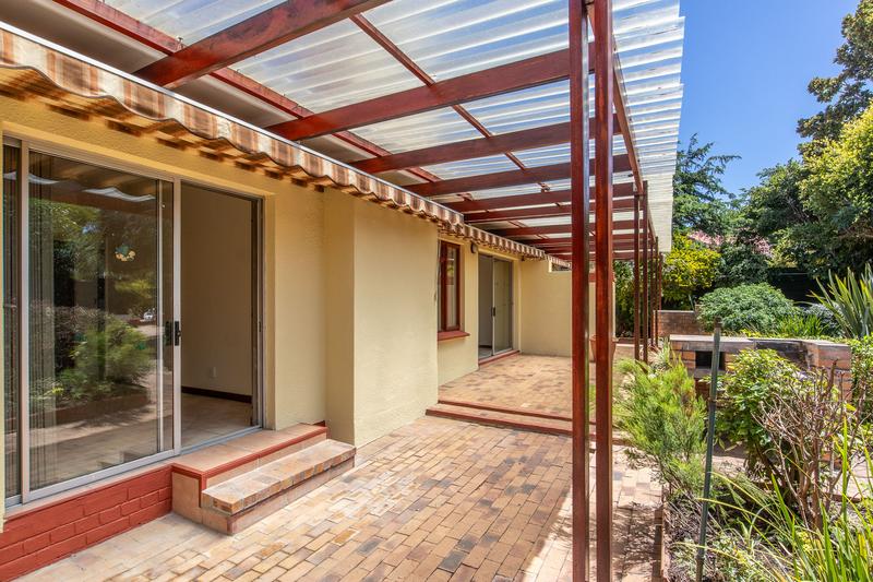 3 Bedroom Property for Sale in Bergvliet Western Cape